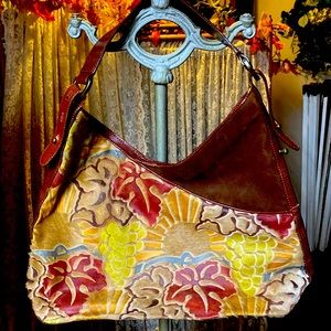 Unusual Wine Design Leather Brahmin Purse